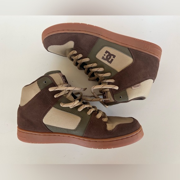 DC Men's Manteca 4 Hi WR High-Top Shoes in Dark Chocolate/Military, size 12 - Picture 7 of 15